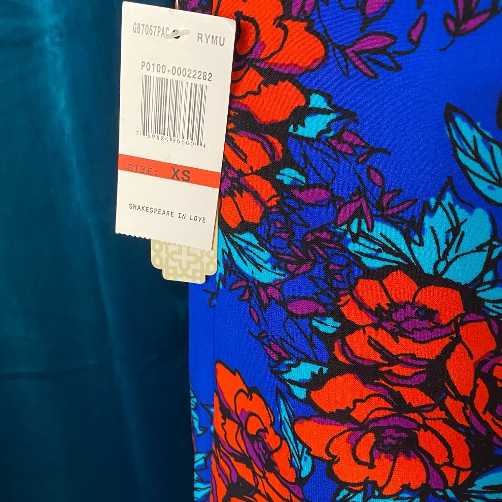 Gianni Bini Floral Print Trapeze Dress - Picture 9 of 9
